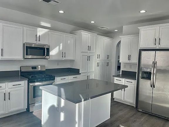 4th image of 9705 Montclair Heights Ct