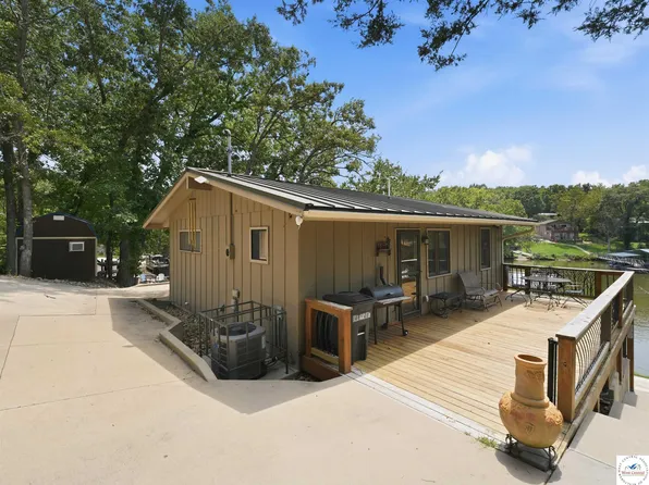 26593 Santa Barbara Dr, Edwards, MO 65326