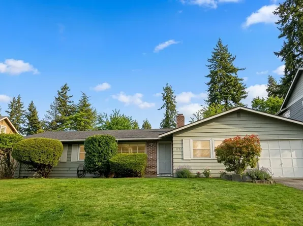 1722 147th Ave SE, Bellevue, WA 98007