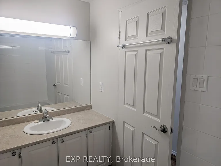 981 Gulf Pl #1016 — Photo 14