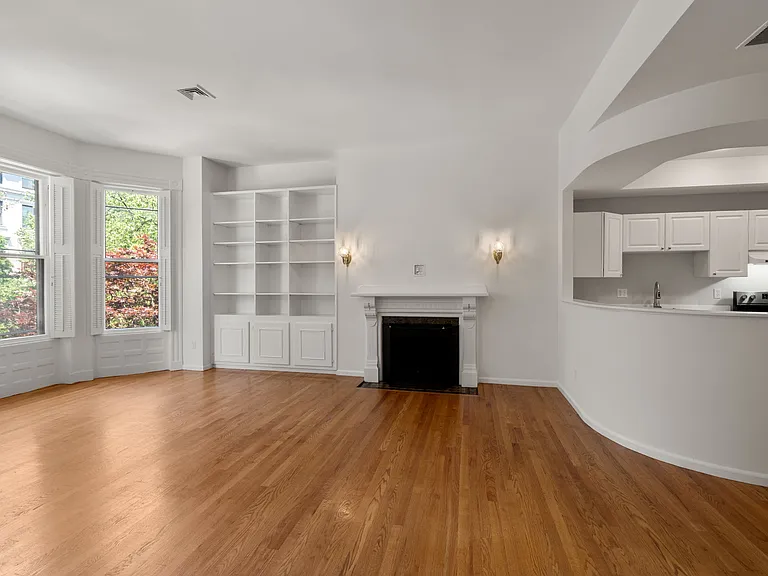 333 Beacon St #3 — Photo 4