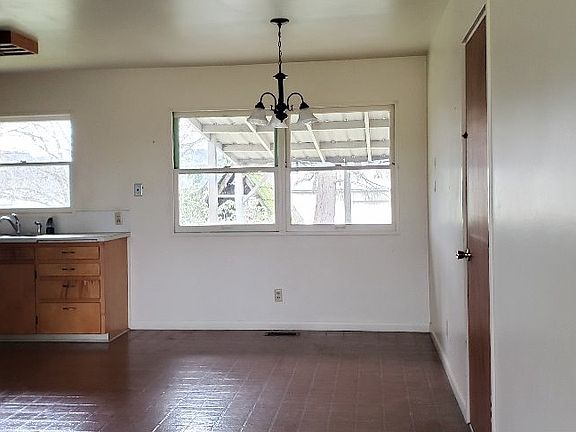 3rd image of 3800 Stewart Rd
