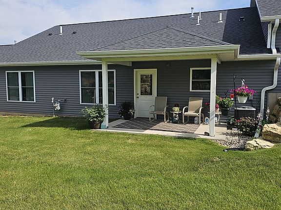 2nd image of 2126 Lacey Ct #C