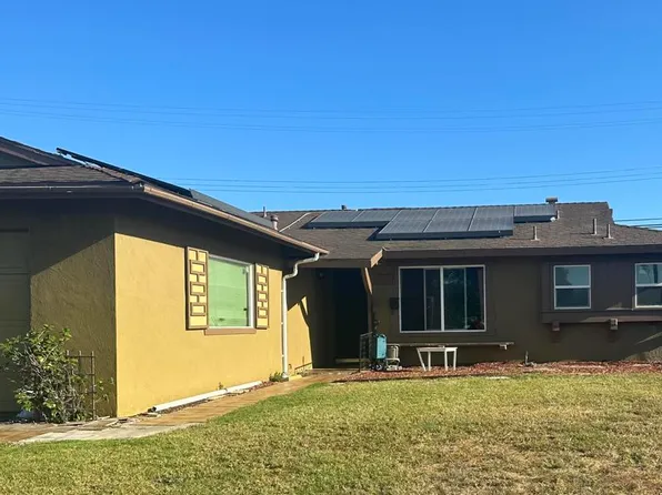 856 Yucca St, Port Hueneme, CA 93041