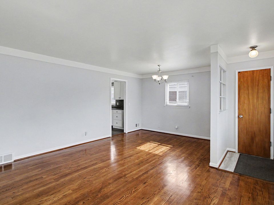 8118 August Ave, photo 9