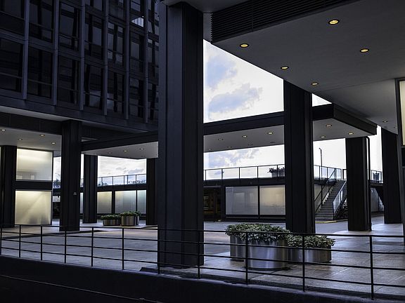 4th image of 900 N Lake Shore Dr APT 1104