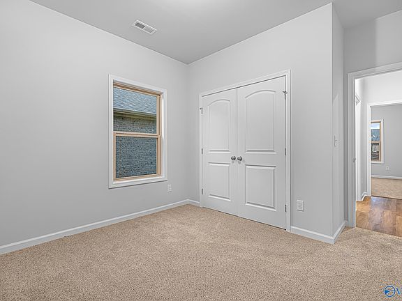 4th image of 310 Valion St