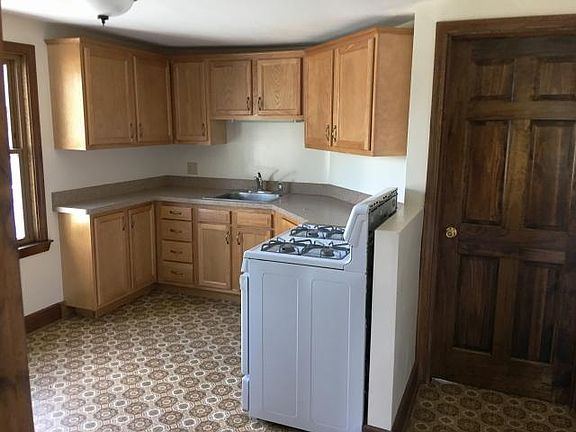 2nd image of 150 Church St Floor 3