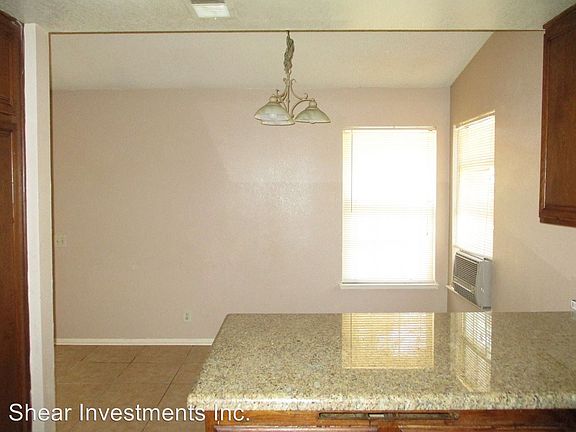 5th image of 15191 Wildrose St