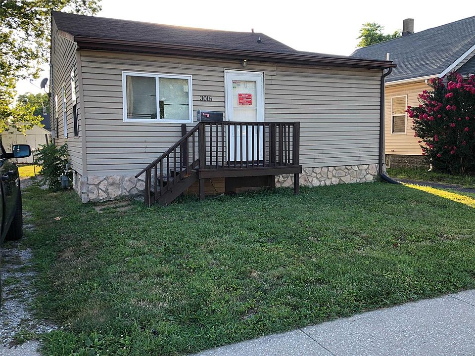 1st image of 3015 Myrtle Ave