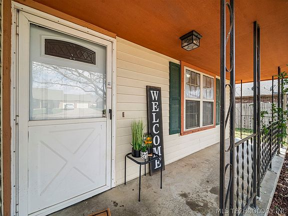 4th image of 1409 Paradise Pkwy