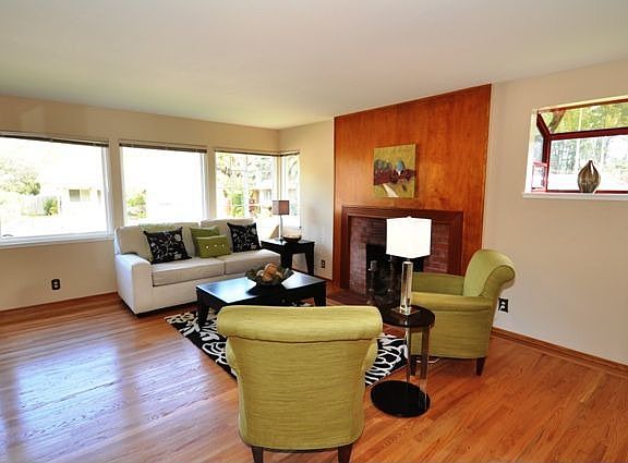 3rd image of 2451 Whitman Way