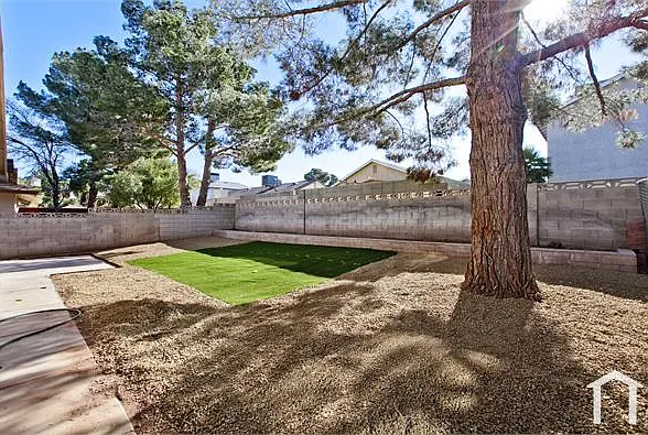 6529 Wheelbarrow Peak Dr — Photo 25
