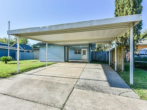 3rd image of 3706 Ramsey Dr