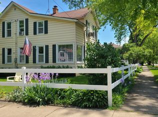 346 McKee St, Batavia, IL