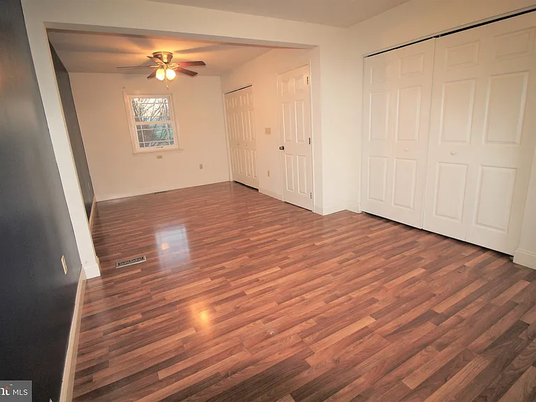 13 Ann Pl — Photo 8