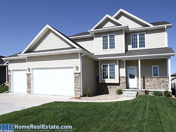 3rd image of 1415 Blue Spruce Dr