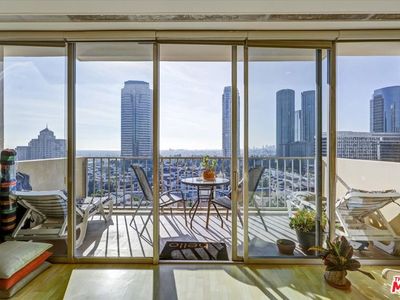 2170 Century Park E APT 1808, Los Angeles, CA, 90067