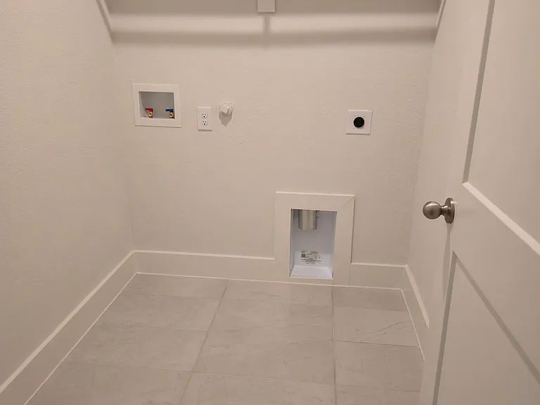 808 Meadowcrest Dr — Photo 19