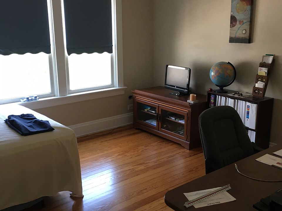 1st image of 3913 Locke St