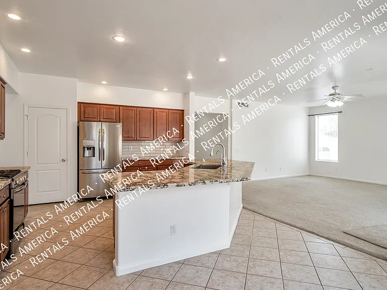 2631 S Leonard Pl — Photo 6
