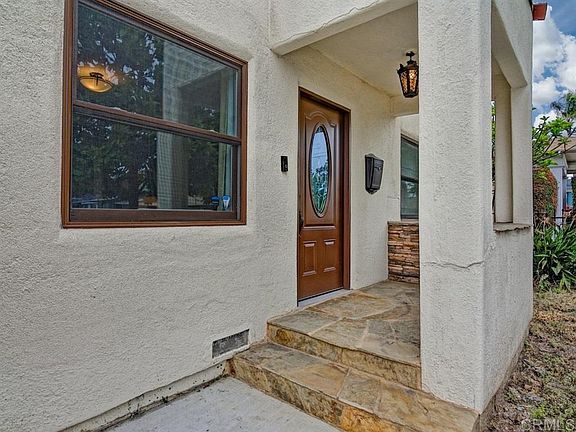 2nd image of 4202 Illinois St