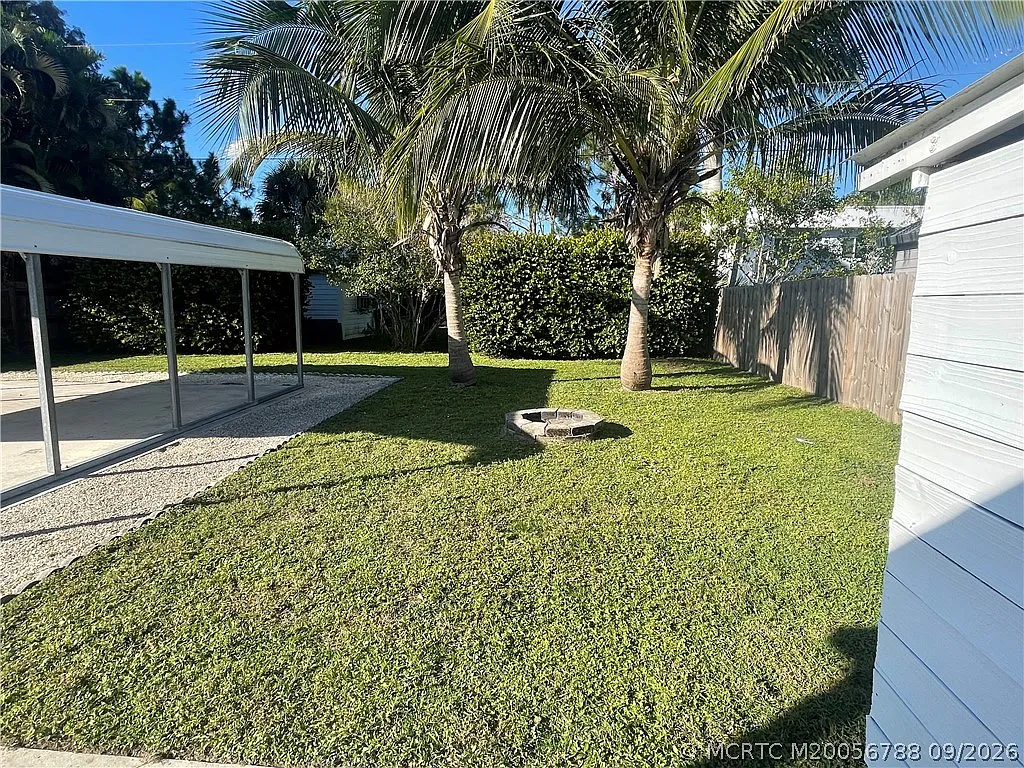 2 bed, 1.0 bath, 958 sqft, $2,200 — Photo 3