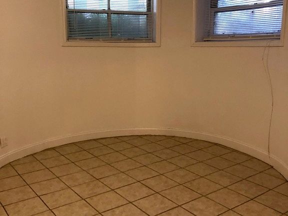 4th image of 847 W Wellington Ave #847GDN