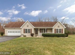197 Michigan Dr, Falling Waters, WV 25419