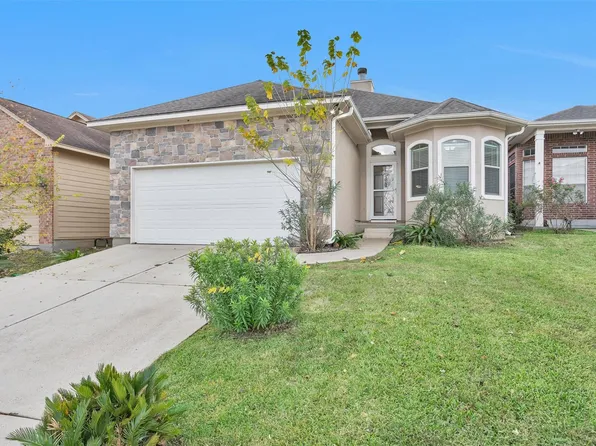 111 Cove Pl, Montgomery, TX 77356