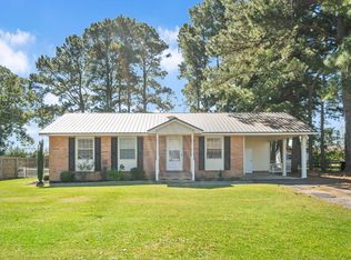 1115 W Pope St, Benson, NC 27504