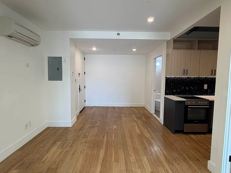 200 Linden Blvd #2A — Photo 9