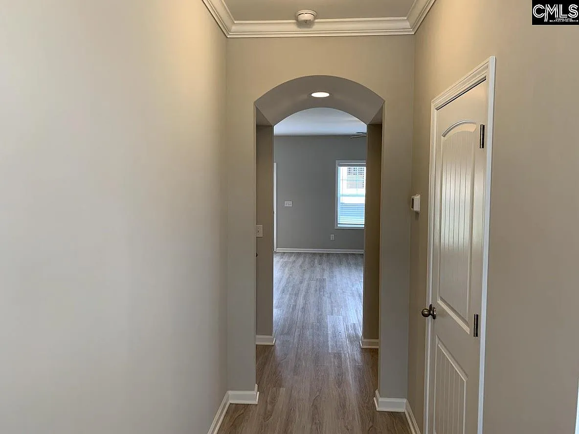 3 bed, 1612 sqft, $1,950 — Photo 2
