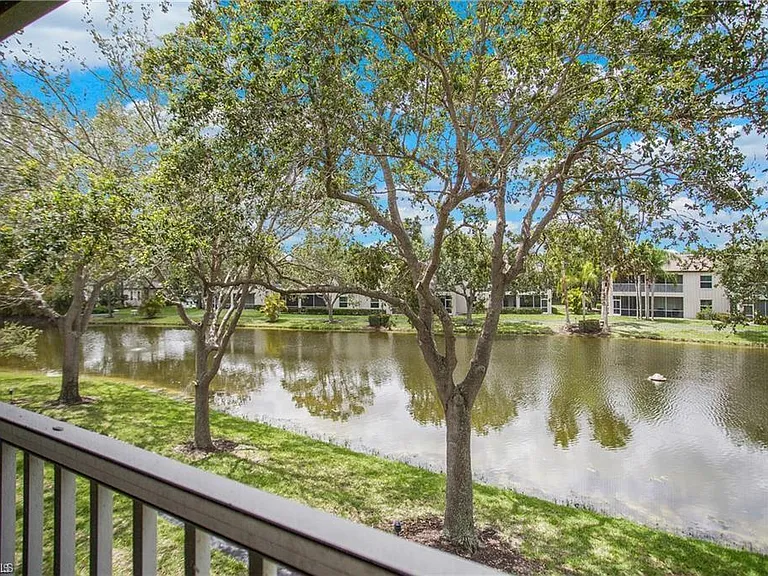 700 Diamond Cir #706 — Photo 36