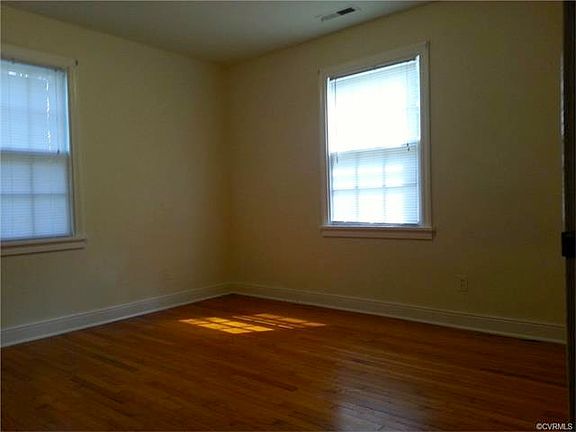 5th image of 3343 Chapel Dr