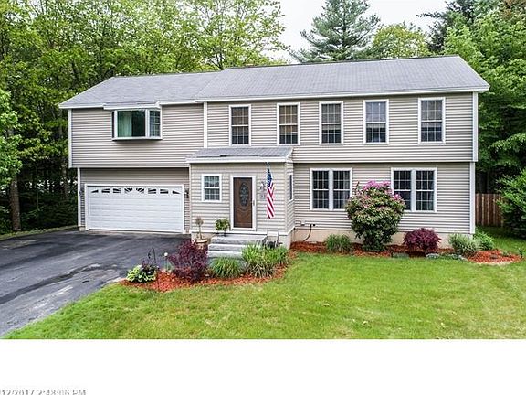 Front entry way added in 2012!