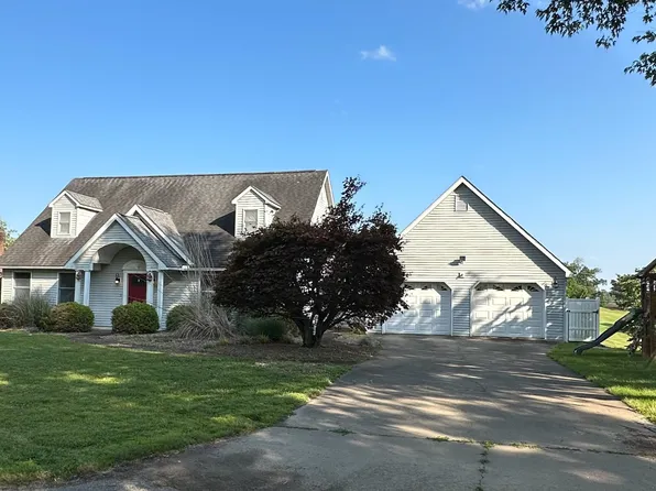 3922 Briarwood Dr, Catlettsburg, KY 41129