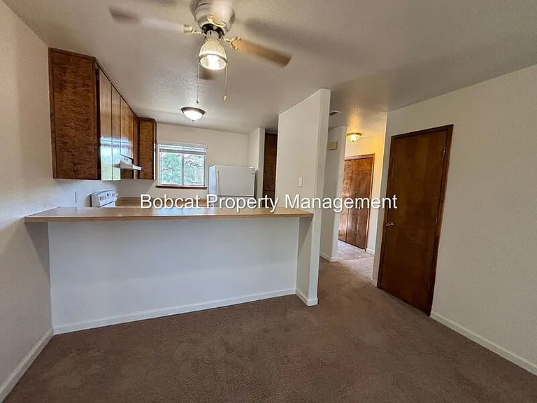 1516 South Ct #E — Photo 15