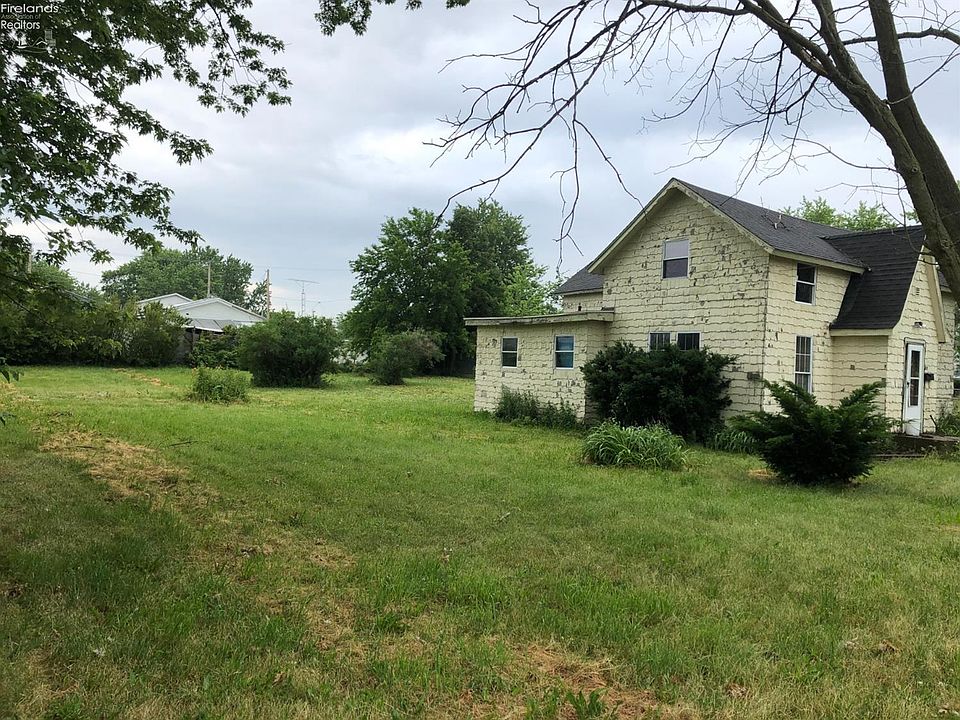 2nd image of 215 Lemon St