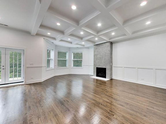 4th image of 5312 S Woodlawn Ave #3