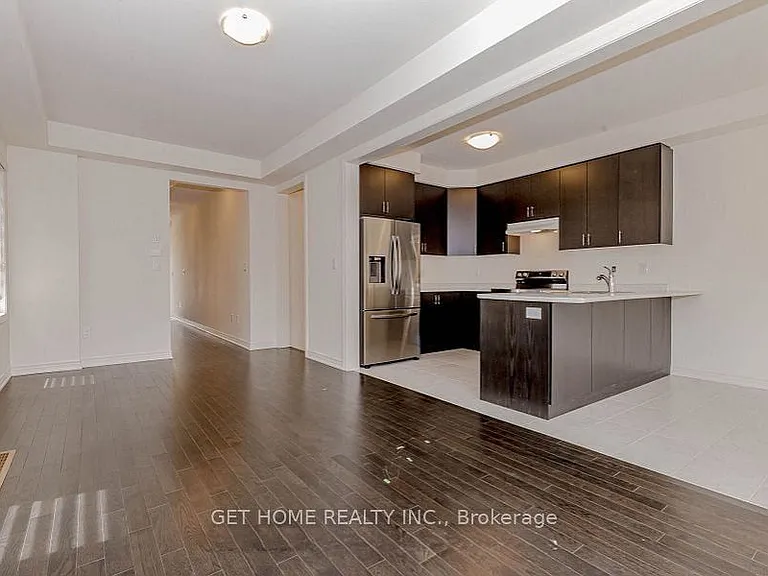 20 Silver Meadow Gdns — Photo 9
