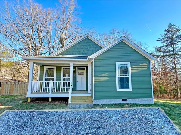 1028 Padgett Pl, Black Mountain, NC 28711