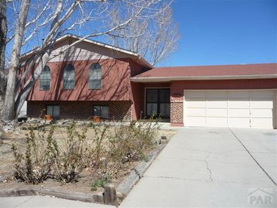 1913 Wildfire Dr, Pueblo, CO, 81008