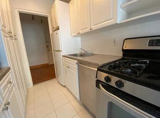 294 Main St #1, White Plains, NY 10601