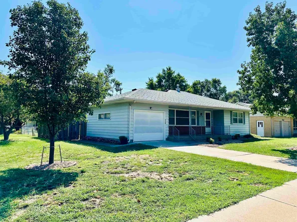312 Alice Ave, Newton, KS 67114