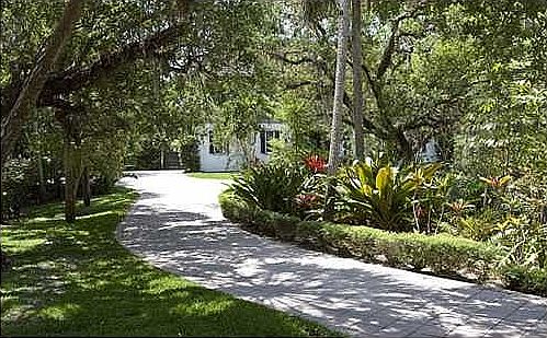 Driveway Entrance