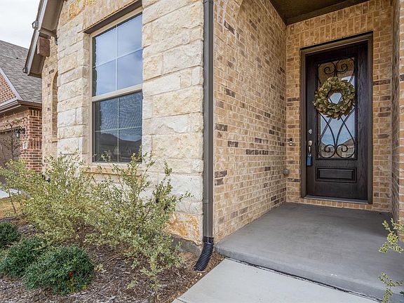 2nd image of 1525 Tumbleweed Trl