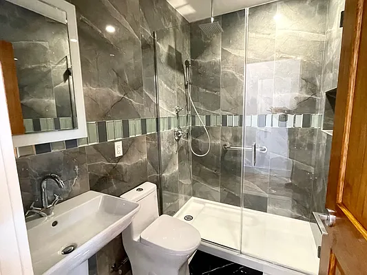 Rented by Nest Seekers International | media 9