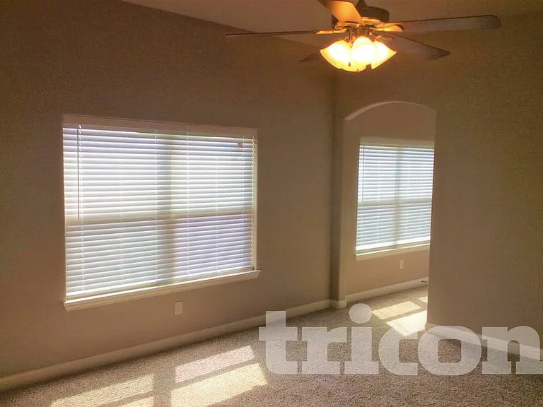 4406 Logan Cir — Photo 4