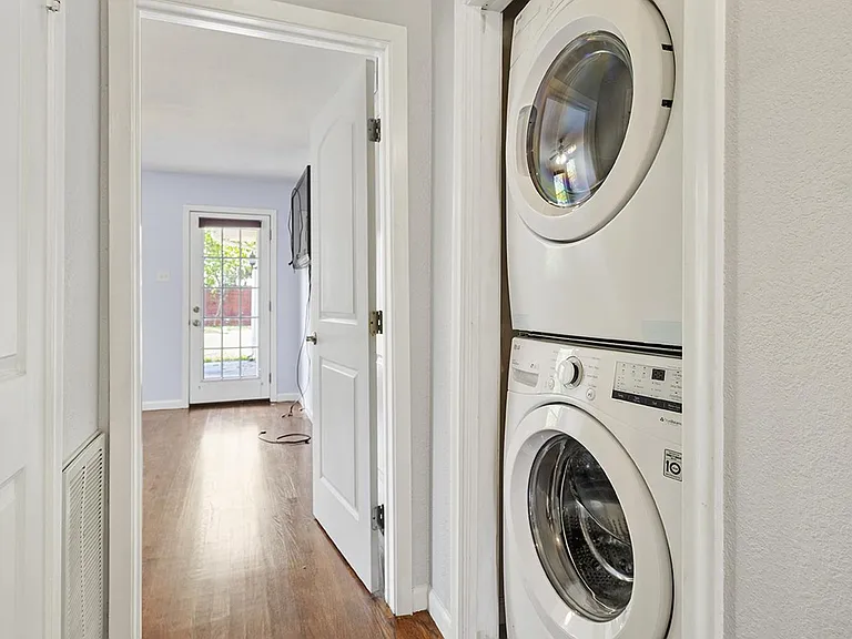6802 Blessing Dr — Photo 18